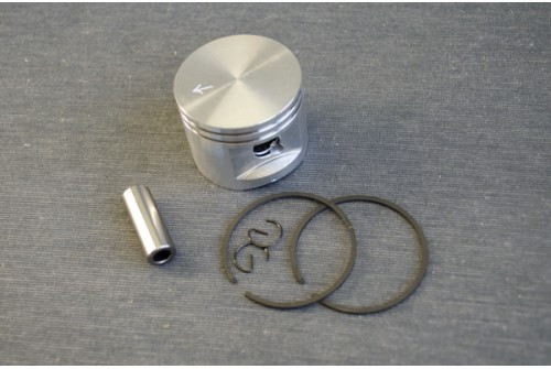 Поршень мотокосы Stihl FS120 с пальцем кольцами комплект