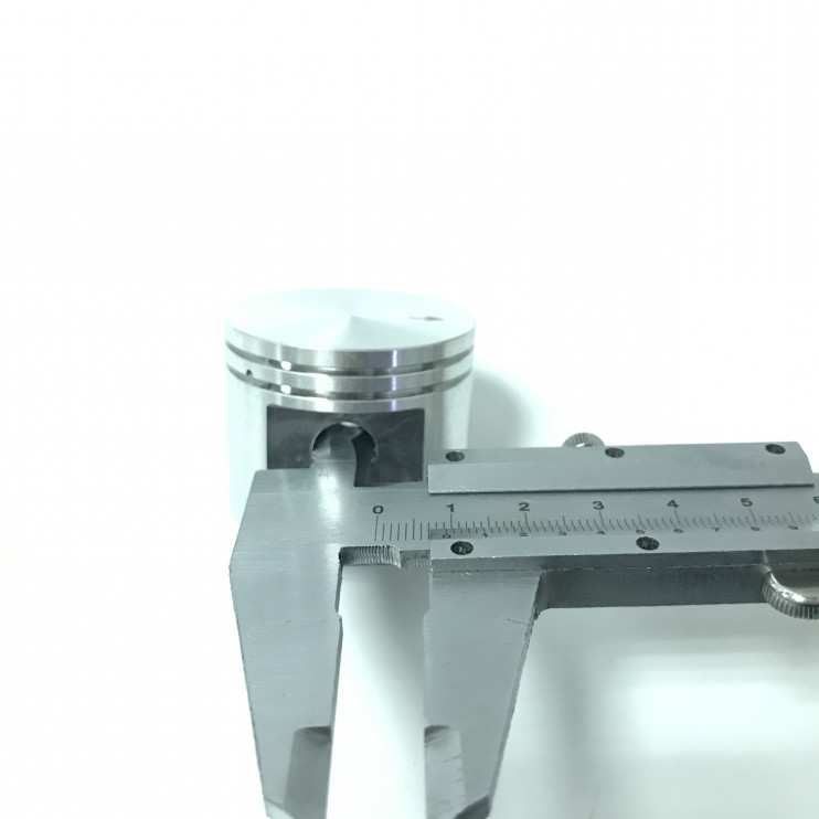 Поршень мотокосы Stihl FS450 с пальцем кольцами комплект