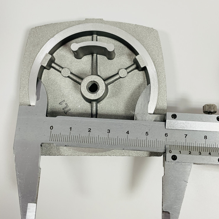 Крышка головки цилиндра левая Delta,Alpha 110сс квадратная