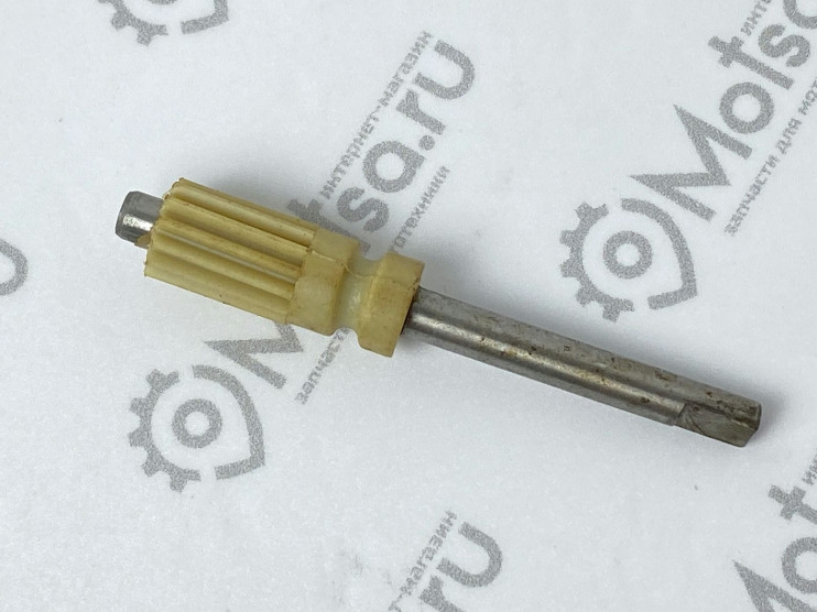 Шестерня маслонасоса Н137142 пластик 530029838