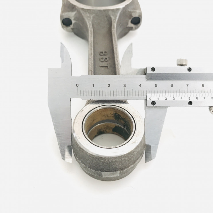 Шатун в сборе R190,192,195