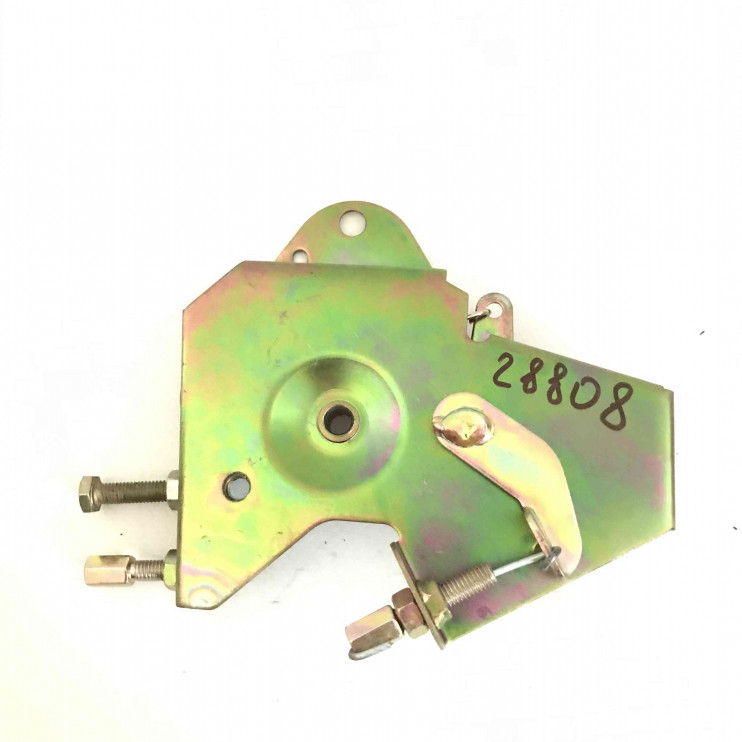 Кронштейн регулировки оборотов 186F, 186FD