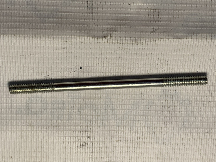 Шпилька цилиндра длинная веломотор F50