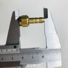 Наконечник насоса накручивающийся желтый малый