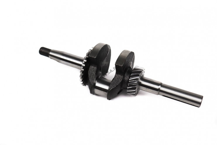 Коленвал 156F вылет 30 мм