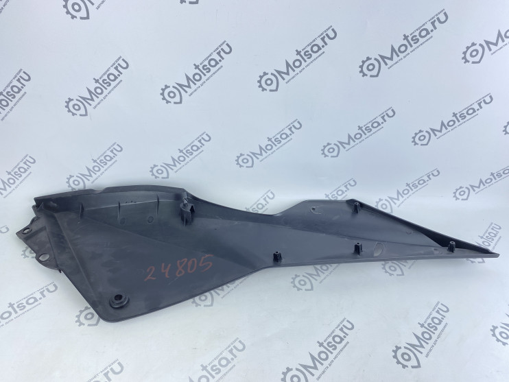 Облицовка боковая центральная левая Skyway