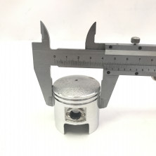 Поршень 44 мм Suzuki AD-65 (d10) (c кольцами, пальцем, стопорными кольцами)