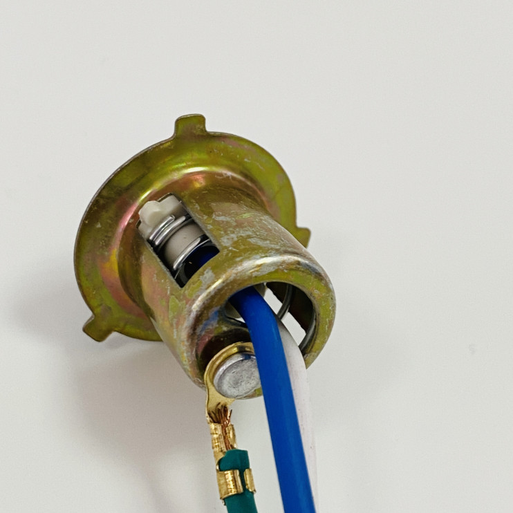 Патрон фары Delta