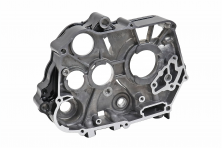 Картер правый Альфа под кпп с шарикоподшипниками черный