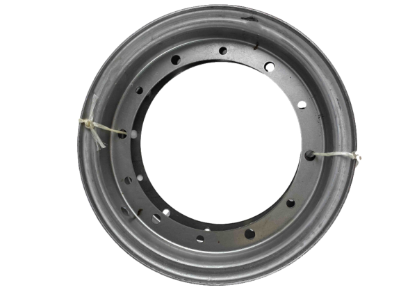 Обод колеса Муравей состоит из 2 половинок