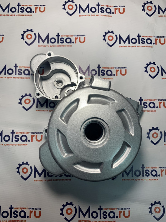 Крышка картера левая 167FMM
