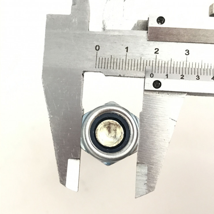 Ось колеса тачки садовой 12мм с гайкой и шайбой