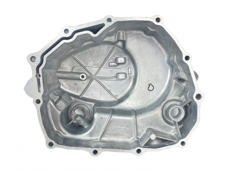 Крышка картера правая 157FMI без отверстия