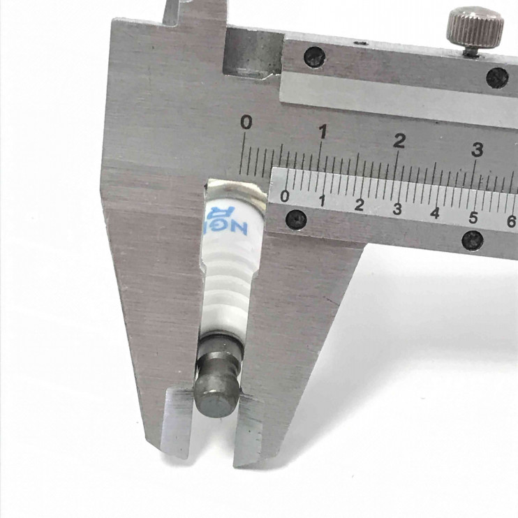 Свеча NGK BPR9ES оригинальная 7788 снегоход