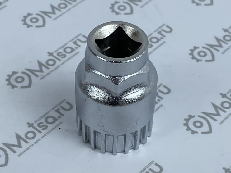 Съемник каретки-картриджа Shimano под ключ 24 и квадрат 1-2