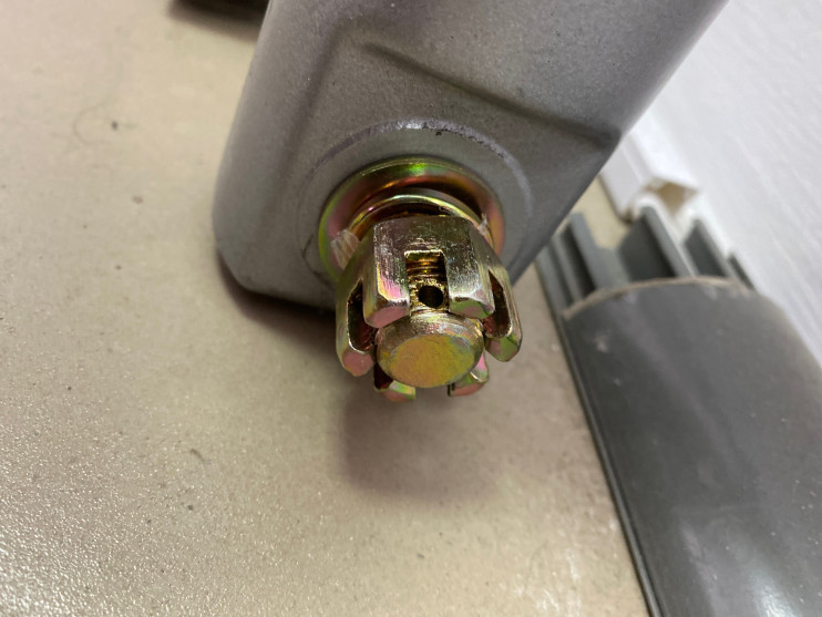 Вилка телескопическая трицикл LF200ZH-2 (оригинал, заводск. LIFAN)