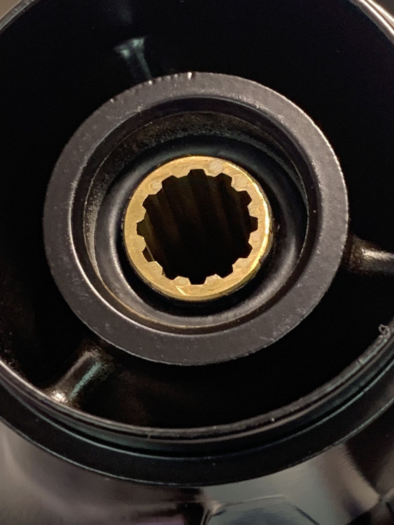 Винт 8.5-9 12 шлицов 6-9.8НР