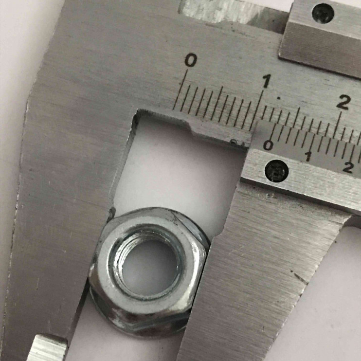 Гайка крепления шины Цыганка 45,52 (М8*1,25) (фланцевая)