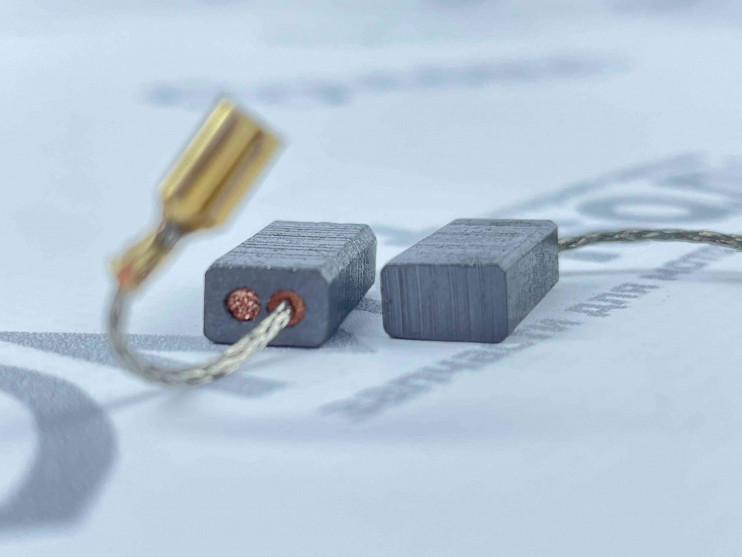 Щетки 537 Bosch 5х8х16