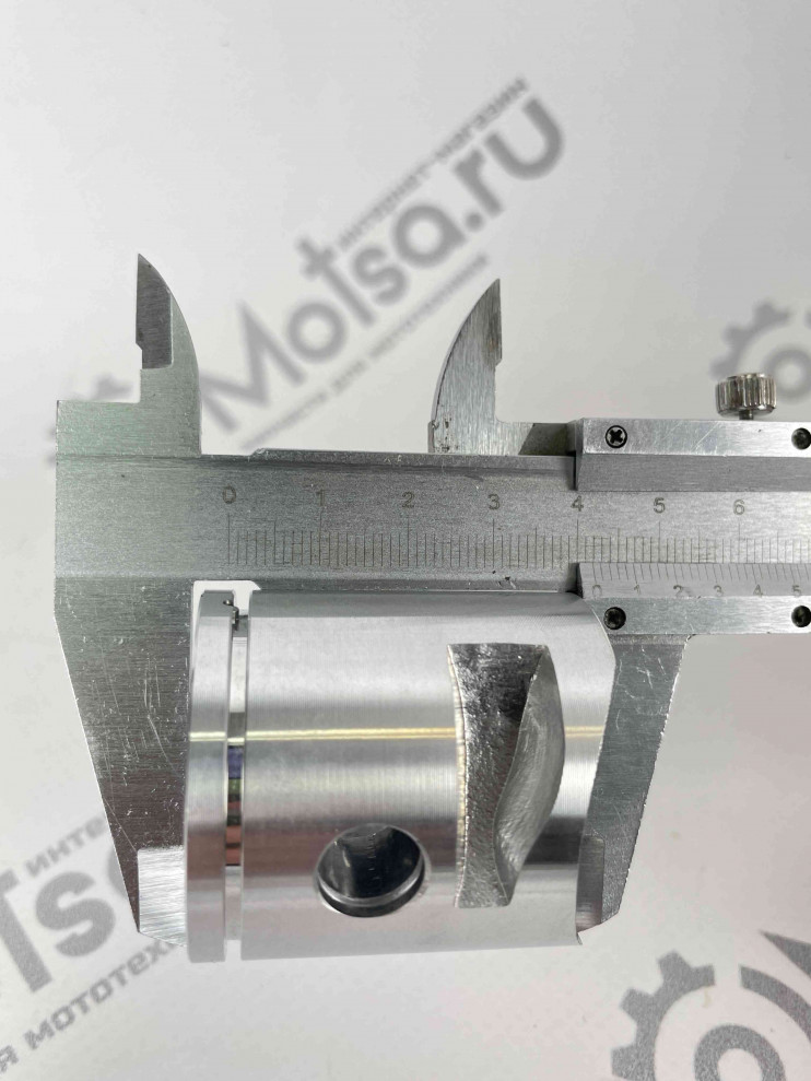 Поршень Husqvarna 236  в сборе