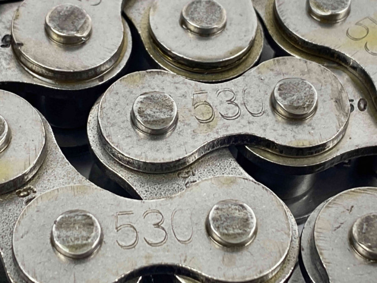 Цепь 104 звеньев 530 шаг мотоцикл Irbis TTR 250а