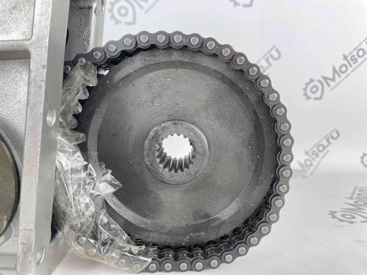 Коробка снегоход Буран реверса нового образца (короткий вал гладкий) (110603190) (3-х рядная цепь)