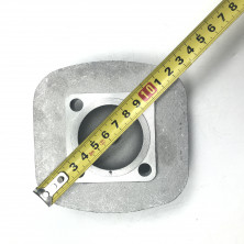 Головка цилиндра прямое отверстие под свечу веломотор F80