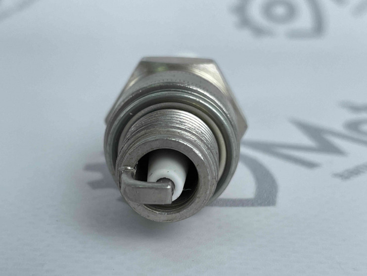Свеча DENSO W16FP-U (4019) оригинал Япония (аналог NGK BP5HA,A14)