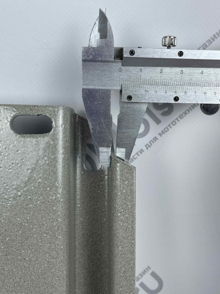 Переходник для установки двигателя пластина