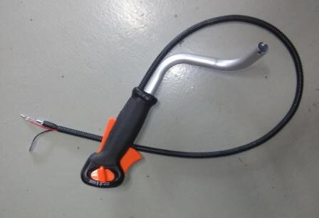 Ручка газа в сборе (рукоятка+трубка) С/О мотокосы GBC-026/033/043