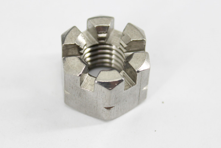 Гайка М12х1.75 коронка