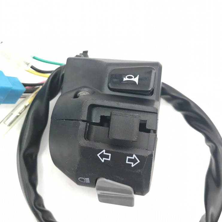 Переключатели в сборе с проводкой Yamaha YBR 125 до 2009