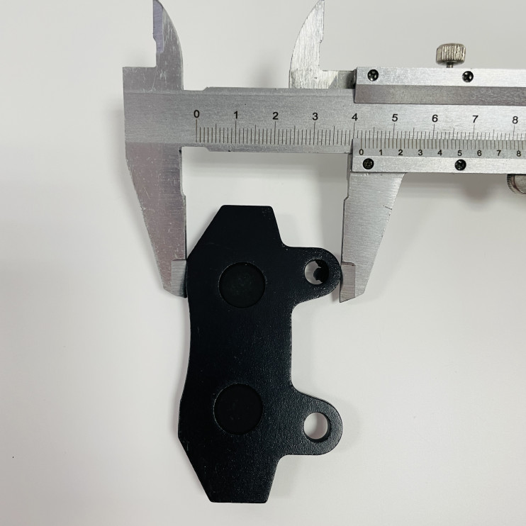 Колодки тормозные дискового тормоза FT50QT-4, -4А (пара) (с левым ухом)