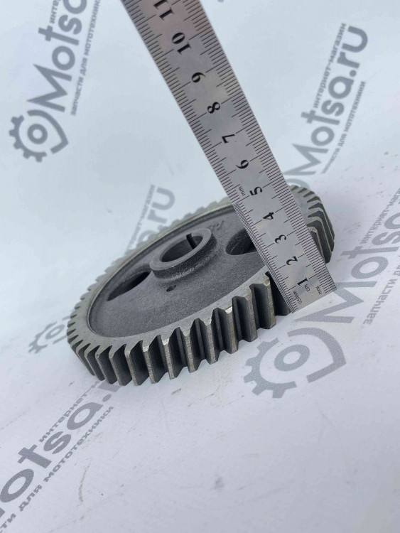 Шестерня Урал газораспределительная большая 2 отверстия