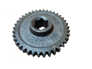 Шестерня ведомая 2-й передачи КПП (38 зубов, под 6-тишлицевой вал) МБ-8D, МБ-10D
