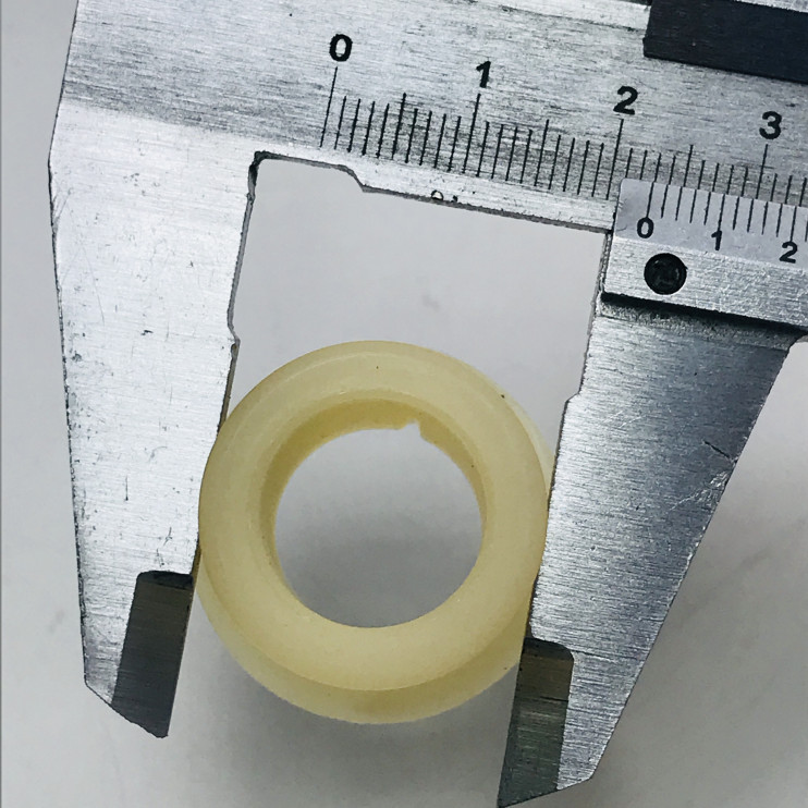 Втулка рычага снегоход Динго T150 подвески задней  нейлон 15х23х22мм