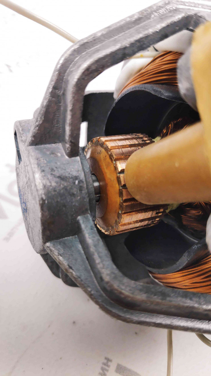 Электродвигатель ДК-105-370-8