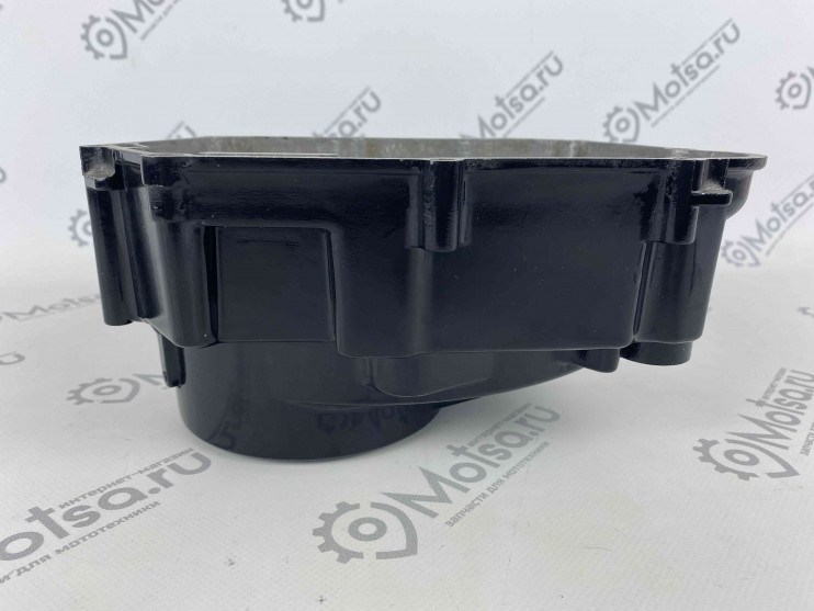 Крышка картера правая 154FMI