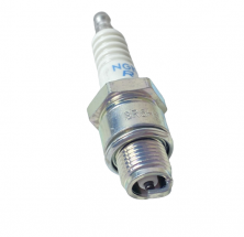 Свеча NGK BR6HS оригинальная (3922) (аналог CИ12РТ)