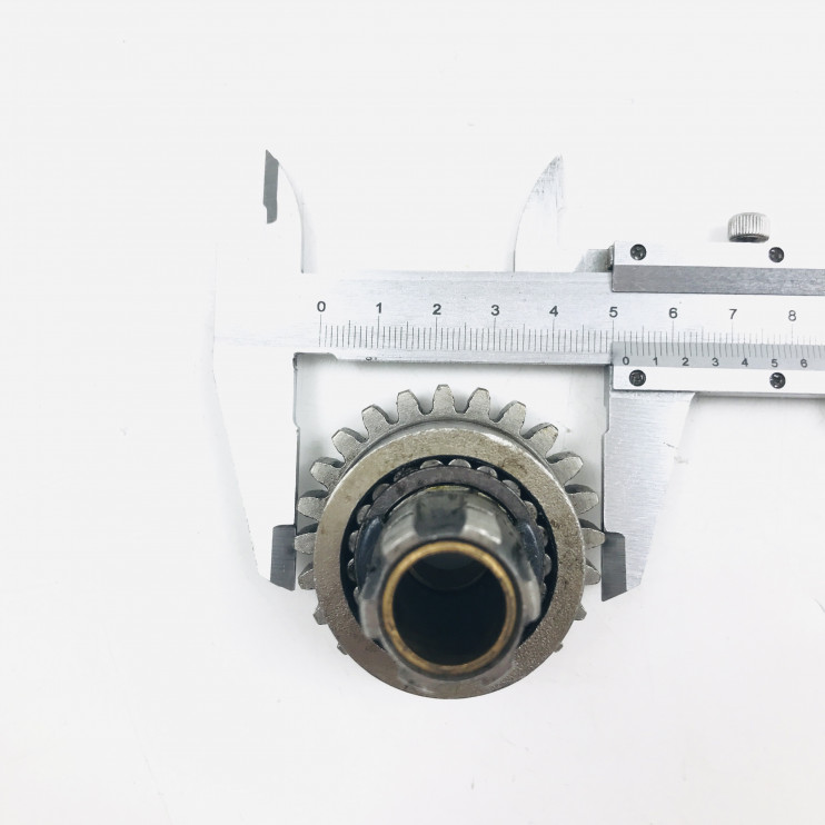 Вал Восход вторичный 24 зуба с подшипником