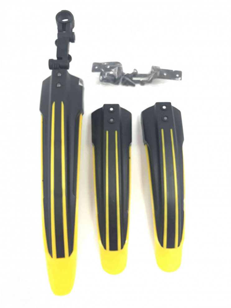 Крылья 26 пластик состоит из трех частей