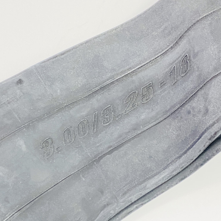 Камера 18 3.25-3.50-18 бутиловая вентиль TR4 Kingworld