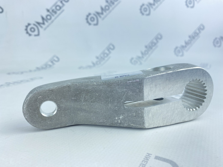 Рычаг поворотный снегоход Тайга 501 551 L30301001