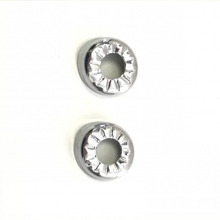 Крепеж щитка ветрового Лидер-Тигер пластик