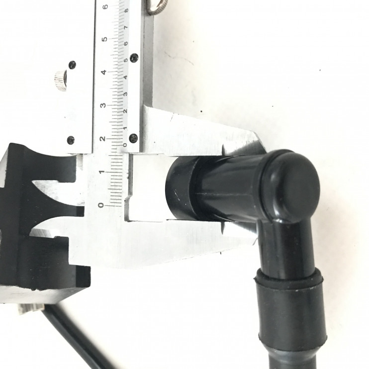 Катушка зажигания с высоковольтным колпачком F50-F80