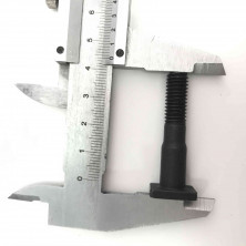 Шпилька шины Husqvarna 365 372