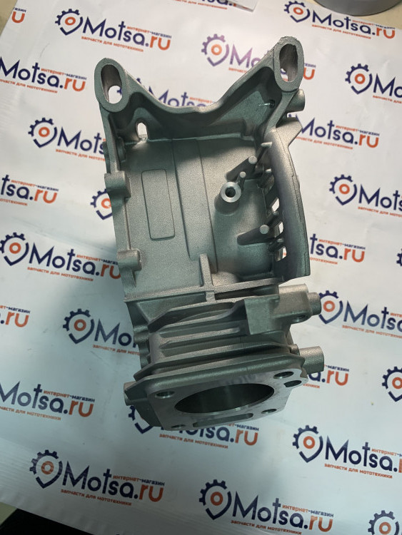 Картер двигателя 160F блок цилиндра 11100