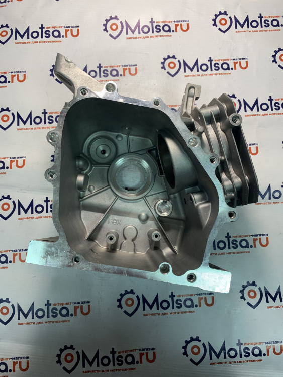 Картер двигателя 160F блок цилиндра 11100