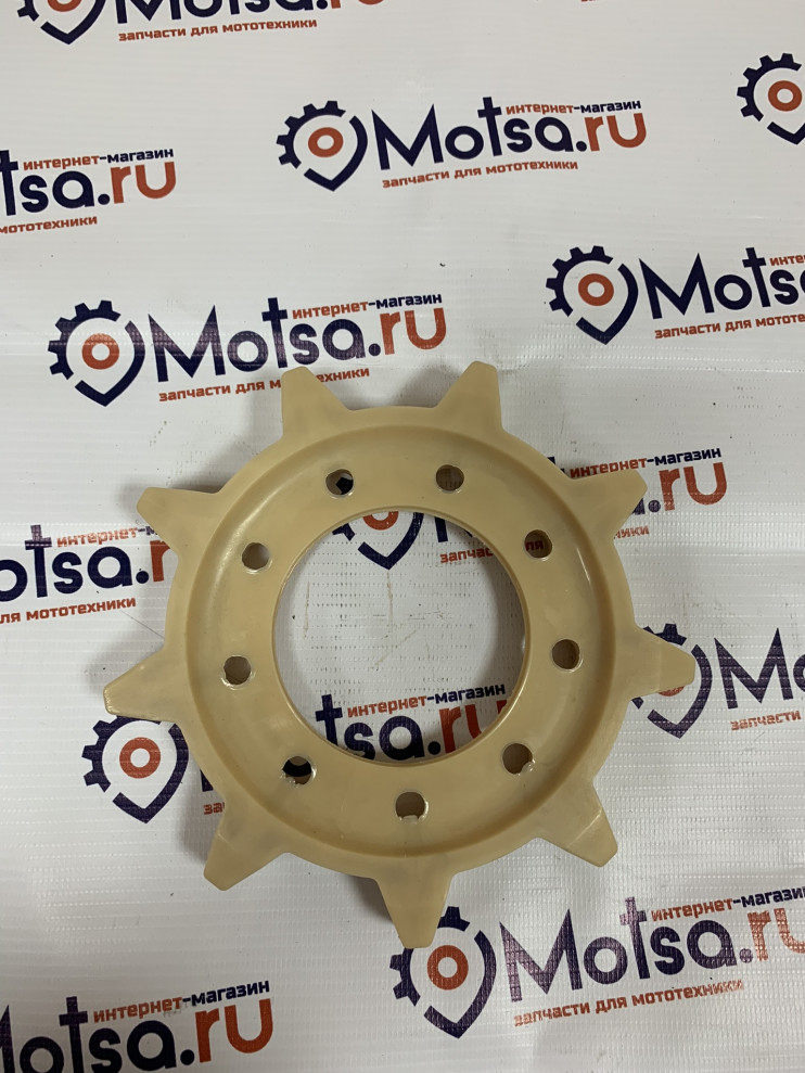 Звездочка снегоход Буран пластмасса  мягкая   110200015