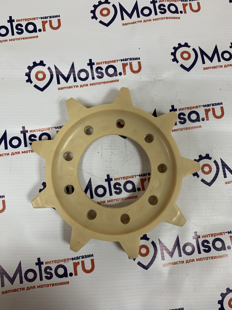 Звездочка снегоход Буран пластмасса  мягкая   110200015